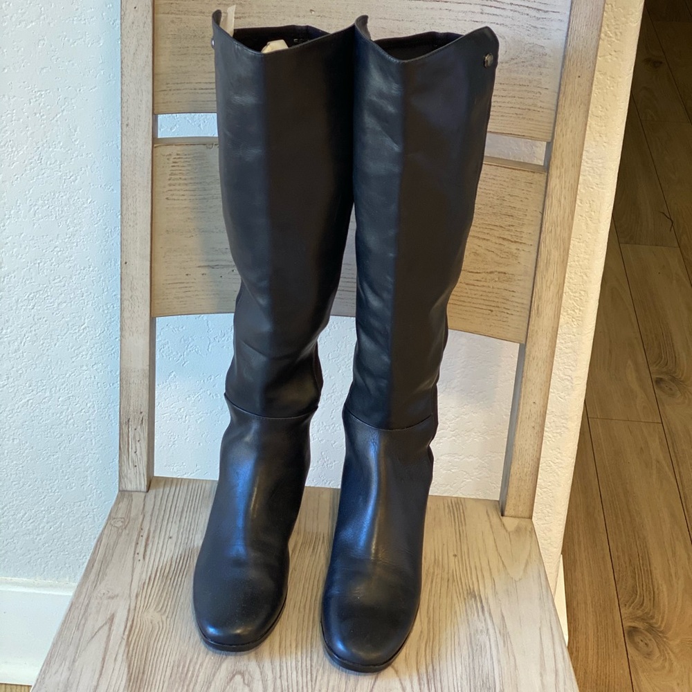 Vince Camuto Black Boots- size 8.5M